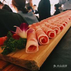 羊肉网红摆盘,创意与美食的完美融合