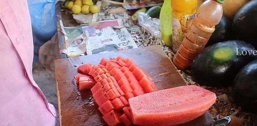 来香港街吃瓜,来街吃瓜，品味地道风味