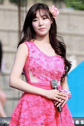 朝国女明星,揭秘朝国女明星的璀璨人生